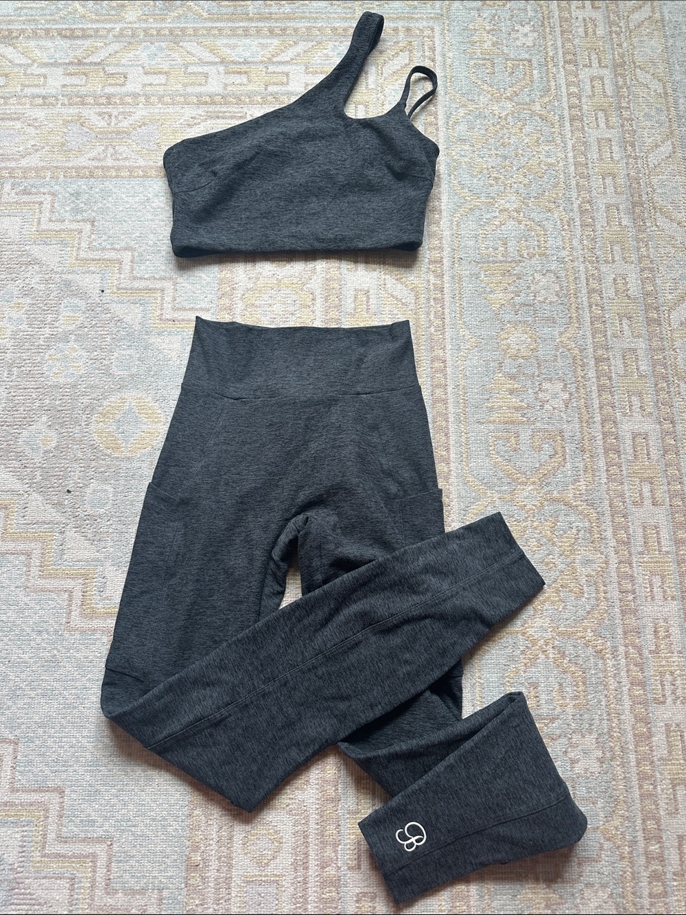 Bombshell sportswear set one shoulder tank curve leggings extra small